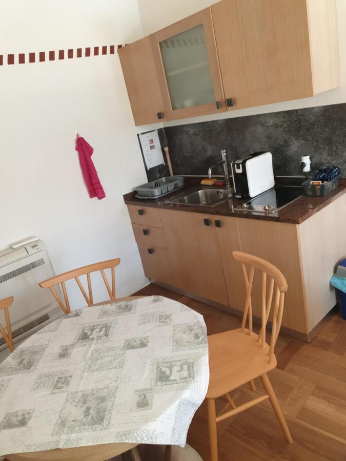 Апартаменты Smartno Apartmaji Sobe Josko Номер фото